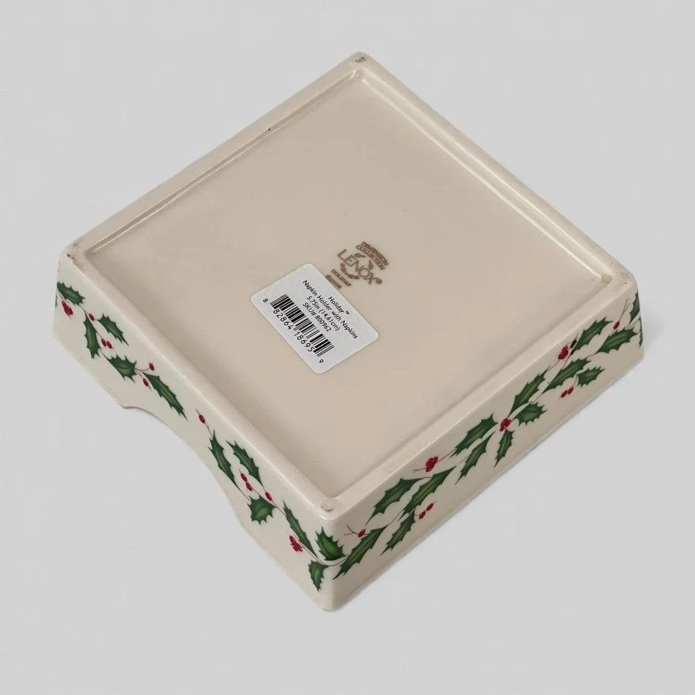 Lenox Holiday‎ Dimension Collection Napkin Holder Holly Berry Porcelain NIB